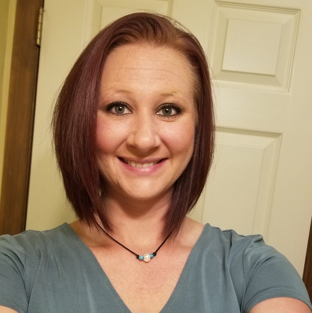 Meet your Posher, Amanda